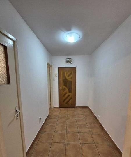 Brancoveanu, Izvorul Crisului, garsoniera, confort 1, parter.